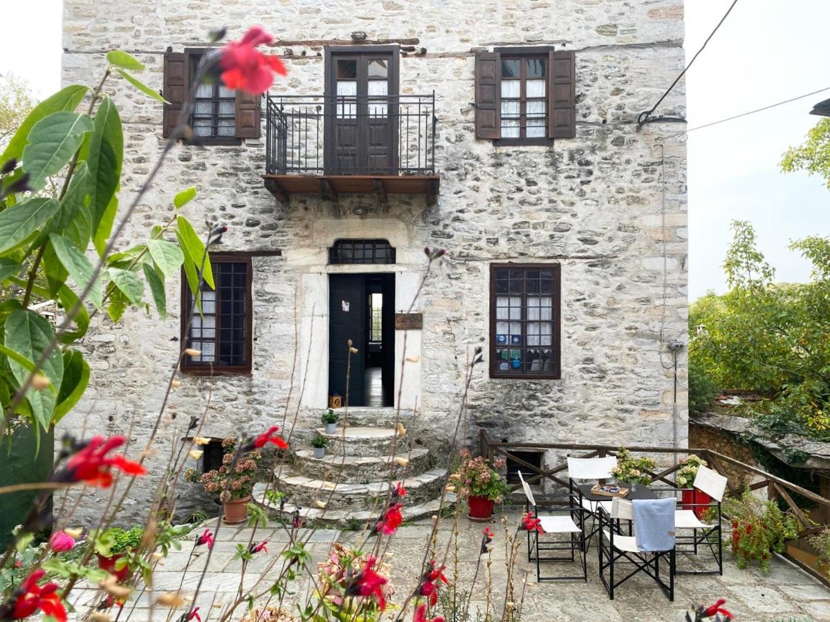 Alatinos Hotel Pinakátai Buitenkant foto