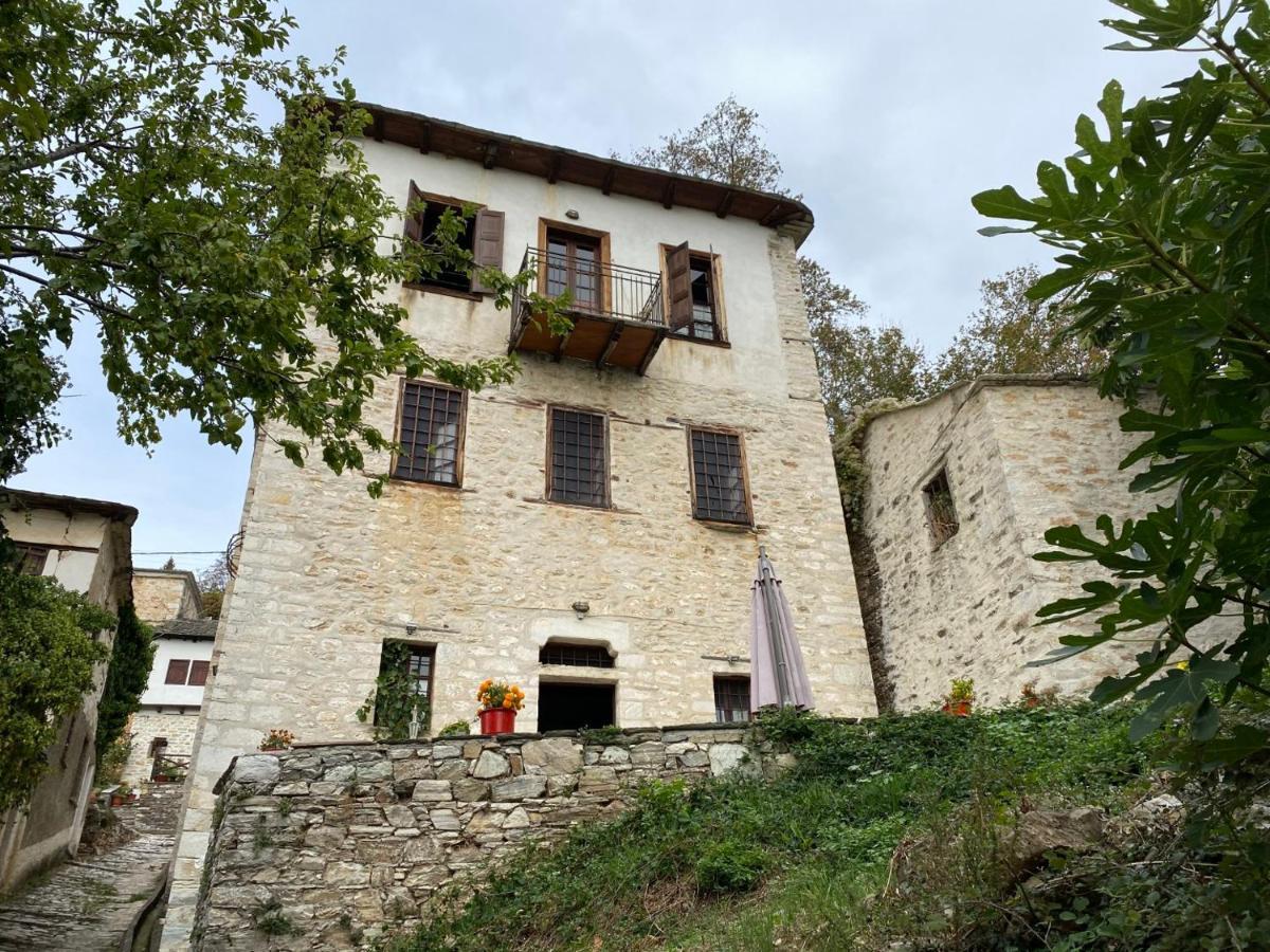 Alatinos Hotel Pinakátai Buitenkant foto